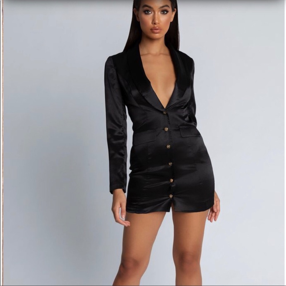Never worn Meshki Reese satin blazer dress size small